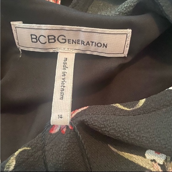 New BCBGeneration Floral Ruffle Smock Trapeze Dress Size 14 - Picture 7 of 8